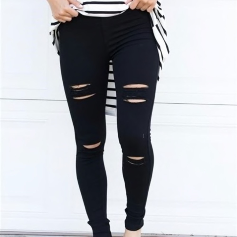 Distressed black jeggings – brand new